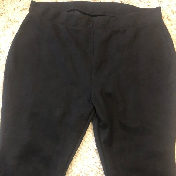 Torrid Full Length Signature Waist Suede Leggings Sz 3 Black - Picture 3 of 7